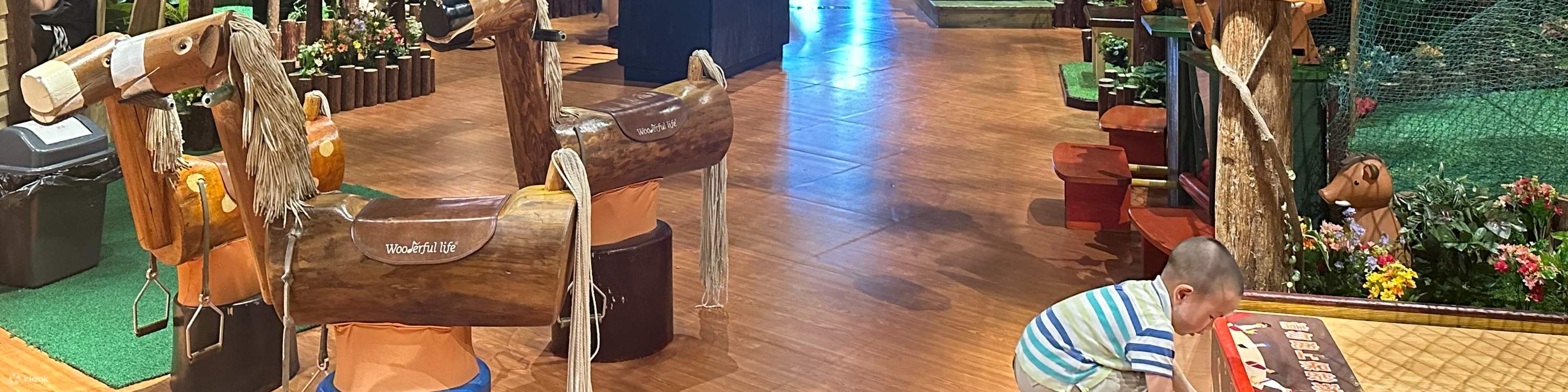 Bosque Muyu | Tienda Shenzhen Yitian Holiday Plaza